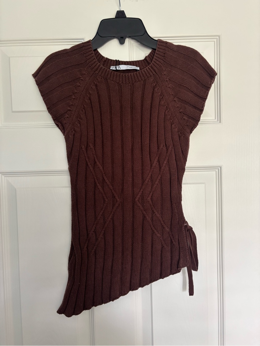 Zara Cable-Knit Short Sleeve Sweater in Chocolate Brown